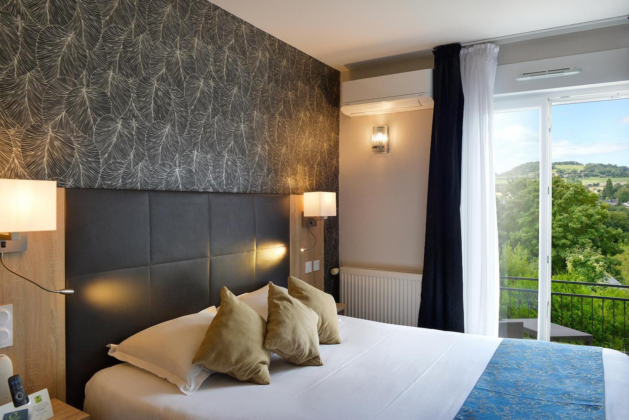 Logis Hotel Spa Restaurant Au Site Normand Clécy Zewnętrze zdjęcie